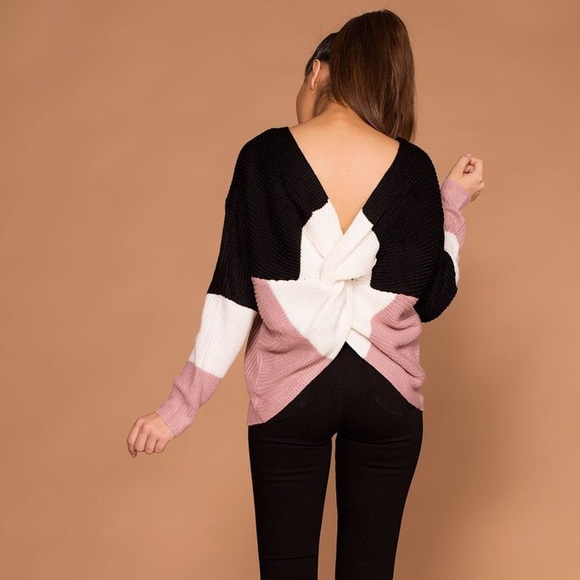 Black Combo Color Block Twist Back Sweater - Picture 4 of 8